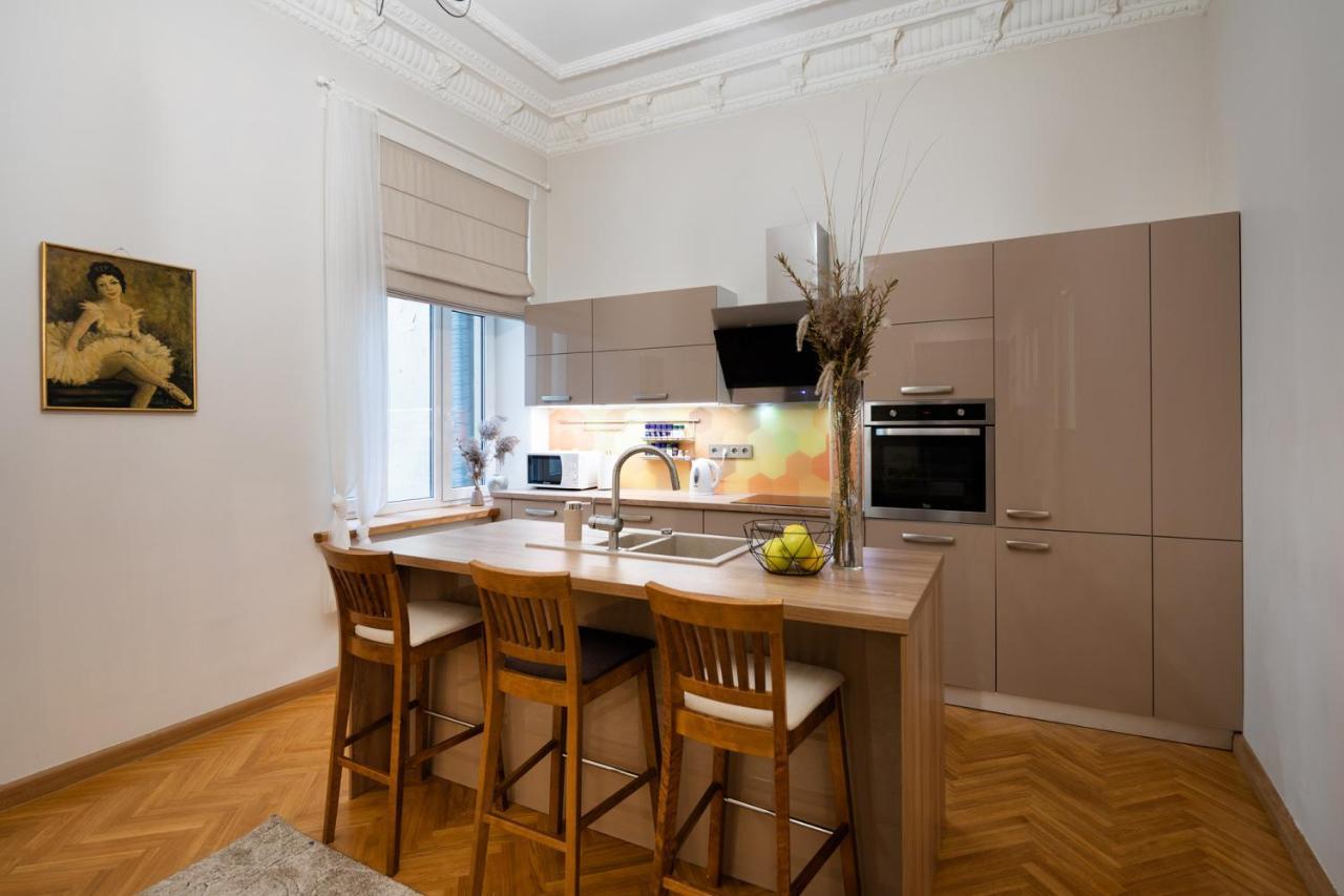 Old Riga Modern And Spacious 2 Bedroom Apartment Esterno foto