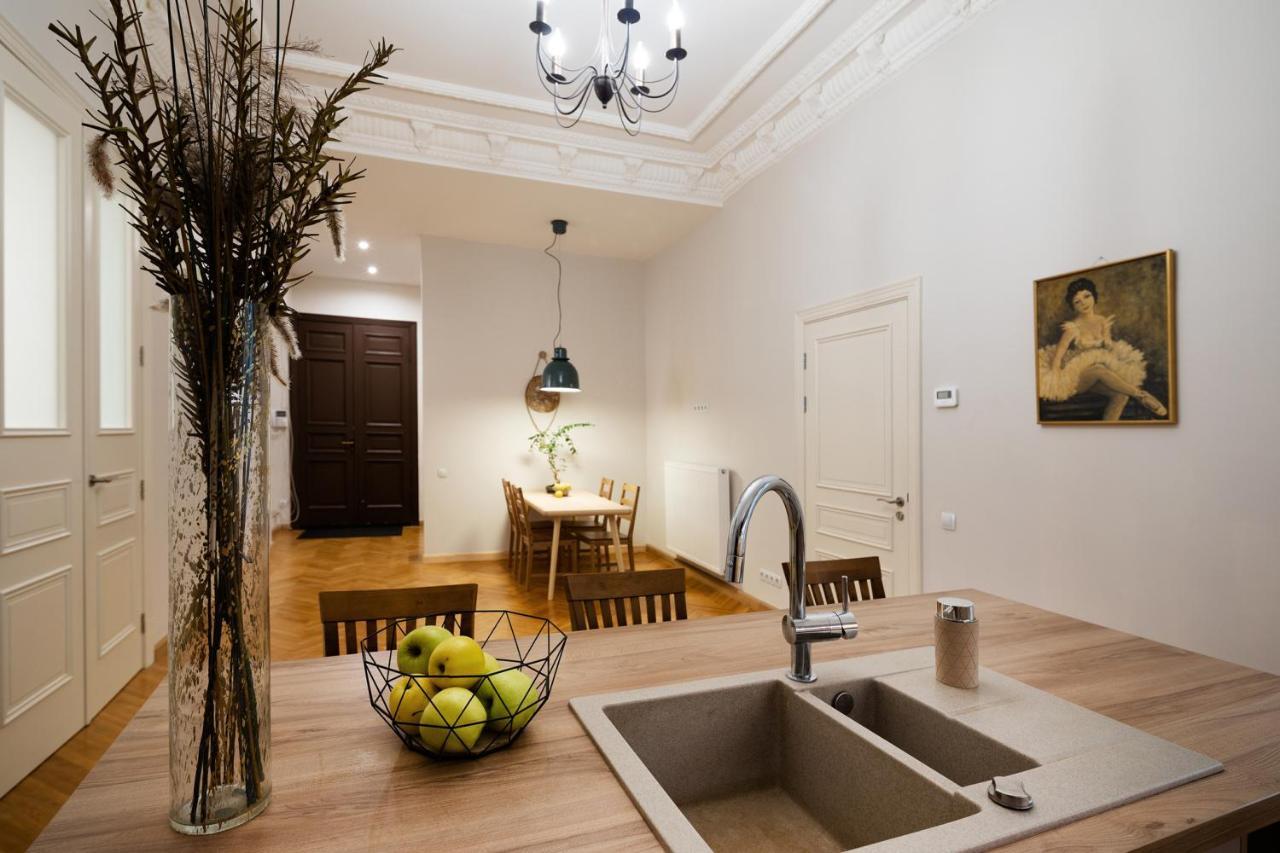 Old Riga Modern And Spacious 2 Bedroom Apartment Esterno foto