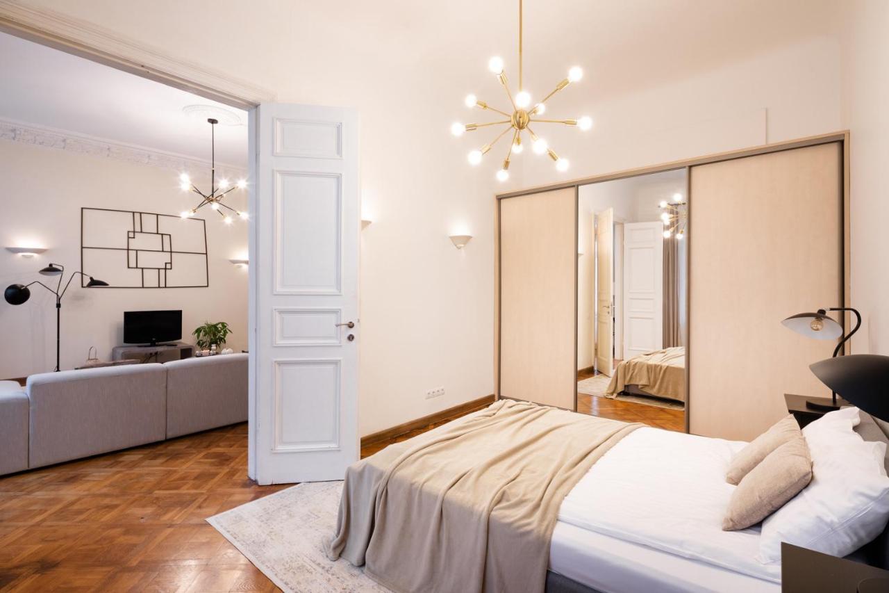 Old Riga Modern And Spacious 2 Bedroom Apartment Esterno foto