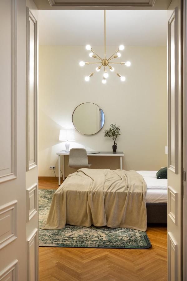 Old Riga Modern And Spacious 2 Bedroom Apartment Esterno foto