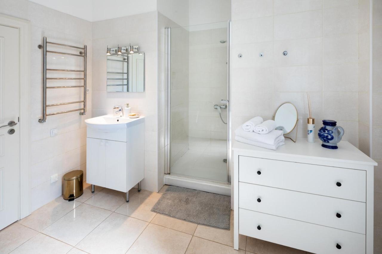 Old Riga Modern And Spacious 2 Bedroom Apartment Esterno foto
